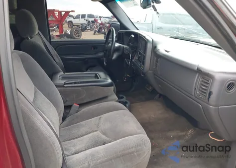 2005 Chevrolet Silverado 1500 Ls from USA, damaged, VIN 1GCEC14T05Z132802